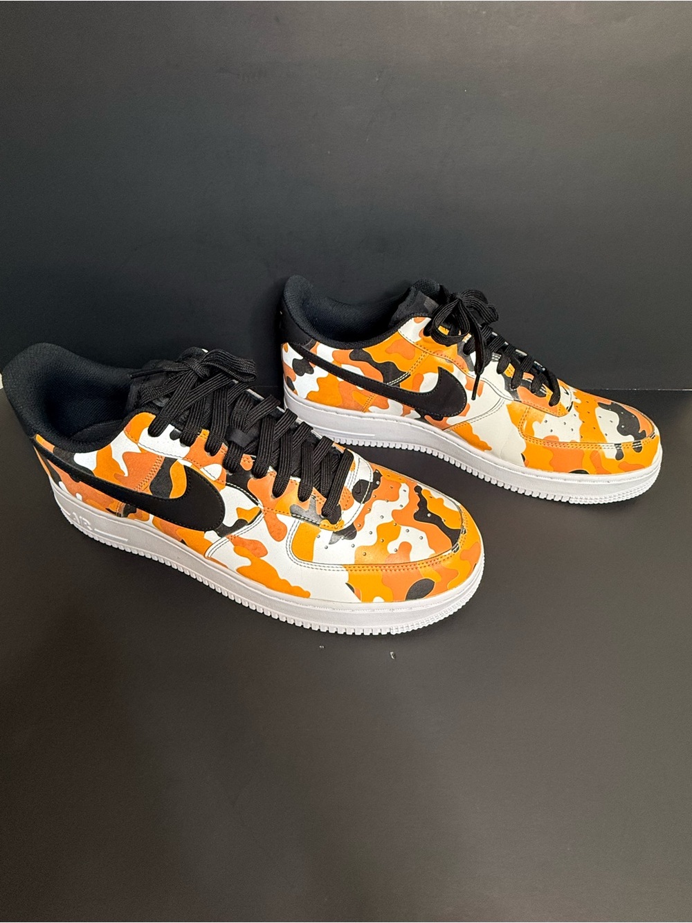 Nike Air Force 1 ‘07 LV8 Orange Camo Low Sneakers Men’s Size 12.5 Style 823511-8